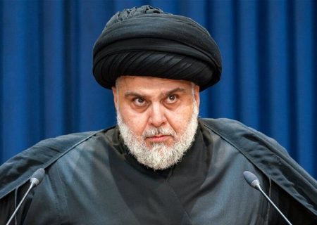 مقتدی صدر در کدام زمین بازی میکند؟