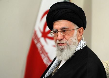 رهبری مشغول چه کاری است؟